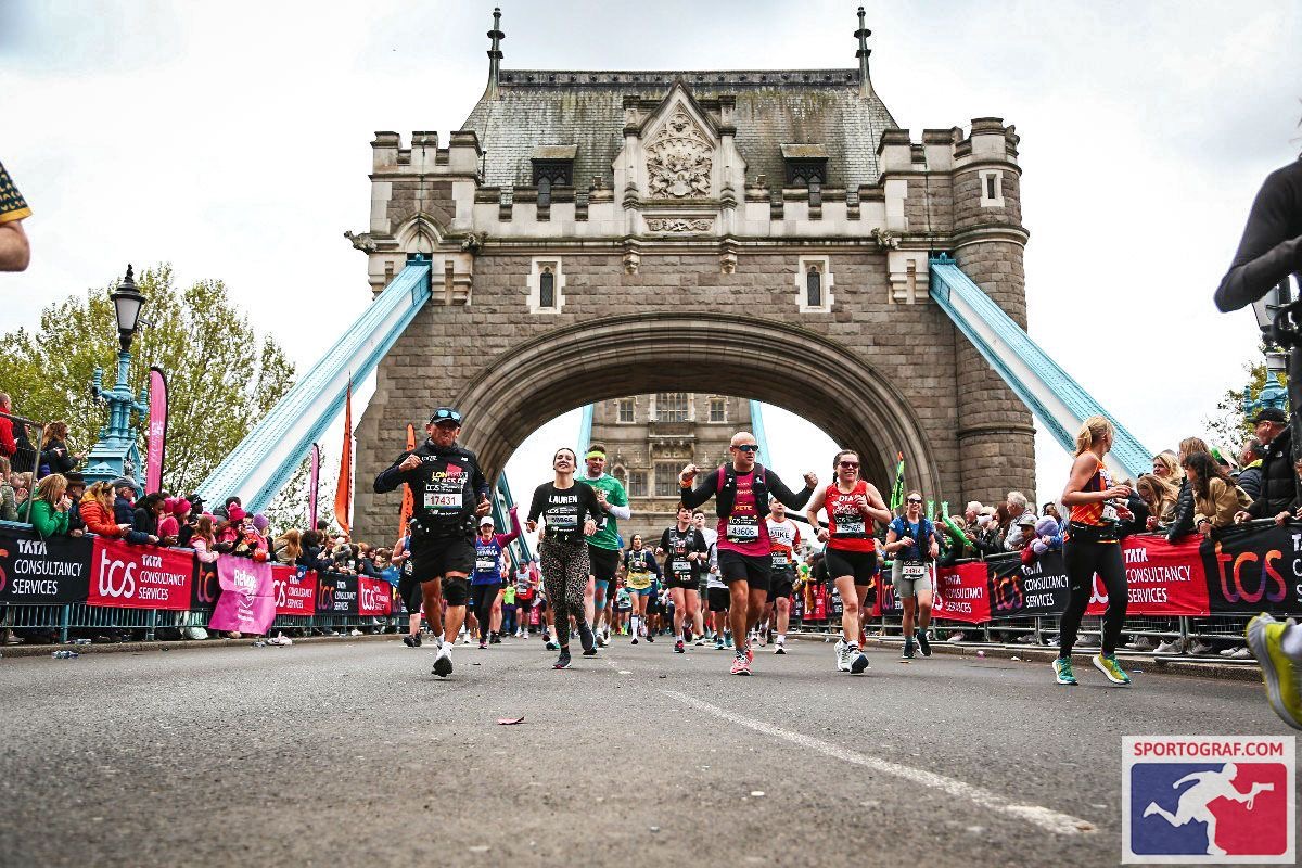 London Marathon 2024 — Tower Bridge